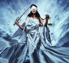 Nadia ارتست قانونيه 