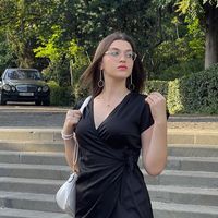 ელენე გახარია