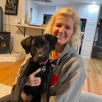 Laurie Hunt Lindstrom