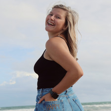 Sydney Wade