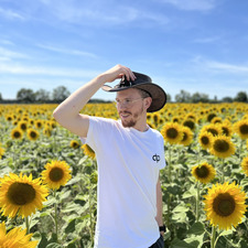 Dan
