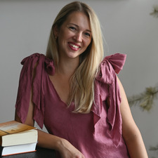 Ieva Strazdiņa [mrs.lasitaja]