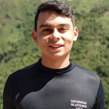 Daniel González P