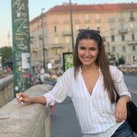 Ariana Min