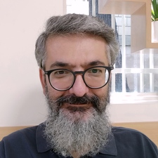 کورش علیانی