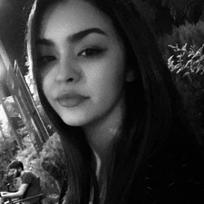 Mía