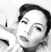 Златинка Николова