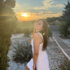 Adriana Karadimitrova