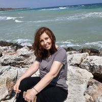 Анелия Невска