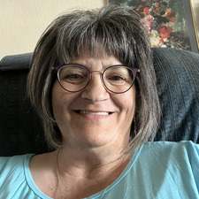 Kathy Lorentz Custer
