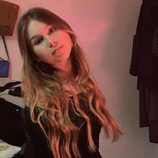 Mia
