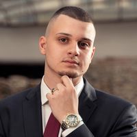 Николай Петров