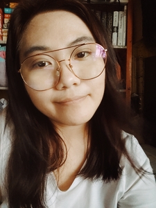 Dionne (HeyoitsDeej)