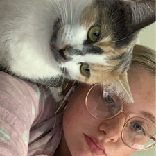 *✧･* emma *･✧ *