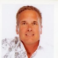 James Choss