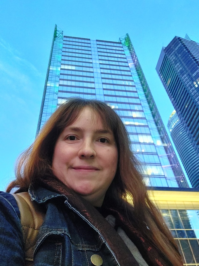 Goodreads profile picture for @randomized