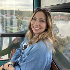 Morgan (whatmorganreads) 