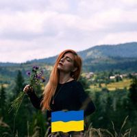 Люси Реллок