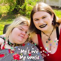 Mandy Menefee - Lamourae