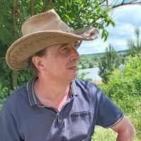 Бондар Олег