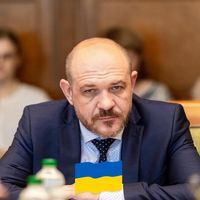 Александр Лазарев