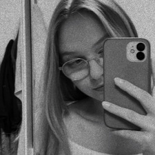 anika ♡