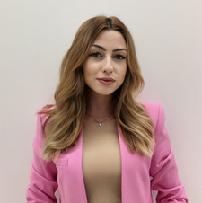 Любомира Лазарова