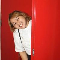 รุจี ศรีนัคเรศ