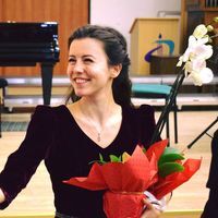 Джулия Узунова