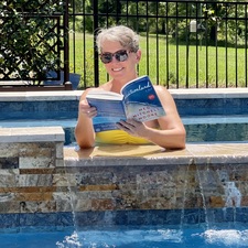 Marne - Reader By the Water