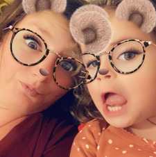 HaleyMaeBeReading