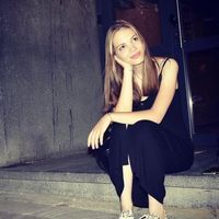 Мелани Младенова