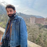 Μιχαλης Αντωνιαδης