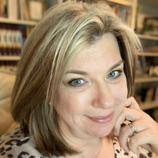 Lisa Gravely