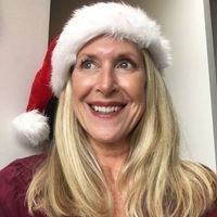 Mindy Eickhoff-Dumitrescu