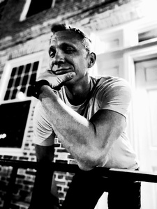 Devin Leonard