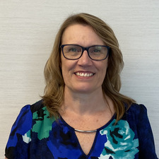 Shelley Lee
