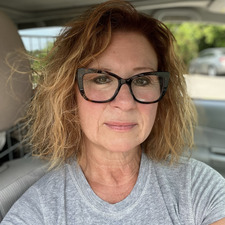 Jennifer Dobbs ☮️