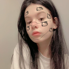 Ania •́  ‿ ,•̀