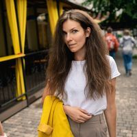 Аня Яблучна