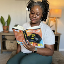 E Jovetta Reads 