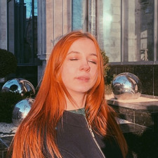 Анна Каруцяк