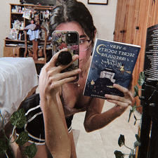 sil ♡ the book voyagers