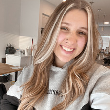 Alexis Strong