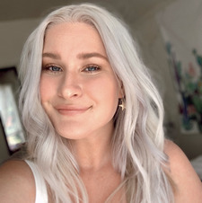 Madelaine Comstock