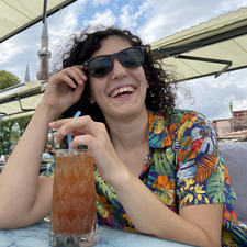 Ece Ayhan