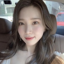 Tạ Thục Anh