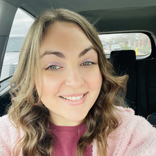 Shebe Reading (Krista)