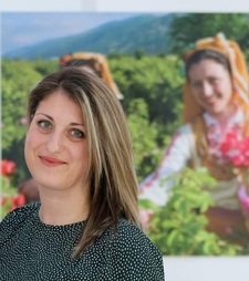 Христина Николова 