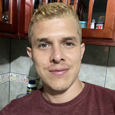 Andrés  Mora 